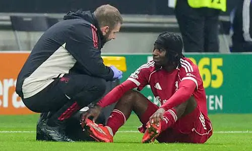 أكد سلوت أن جيريمي فريمبونج سيغيب لفترة طويلة