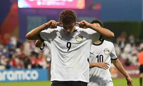 رئيس النادي الأهلي يؤكد انتقال حمزة عبد الكريم إلى برشلونة