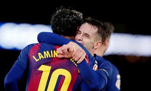 مارك كاسادو يوجه رسالة قوية بشأن مستقبله مع برشلونة